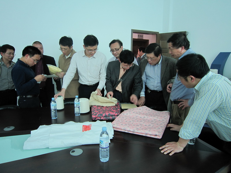 OD(中国)一站式服务平台教授参观对接企业